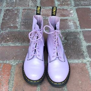 dr. Martens, Pascal w/zip, lavender. Super cute!